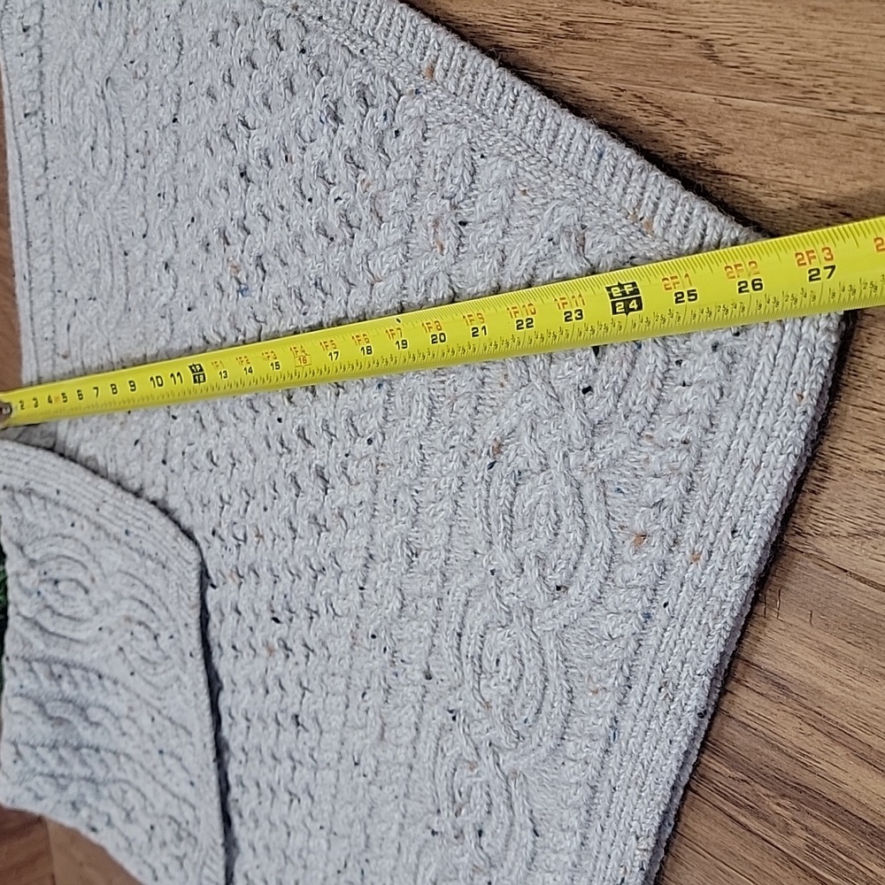 Aran Mor Handknit Merino Wool Cape - Picture 10 of 13